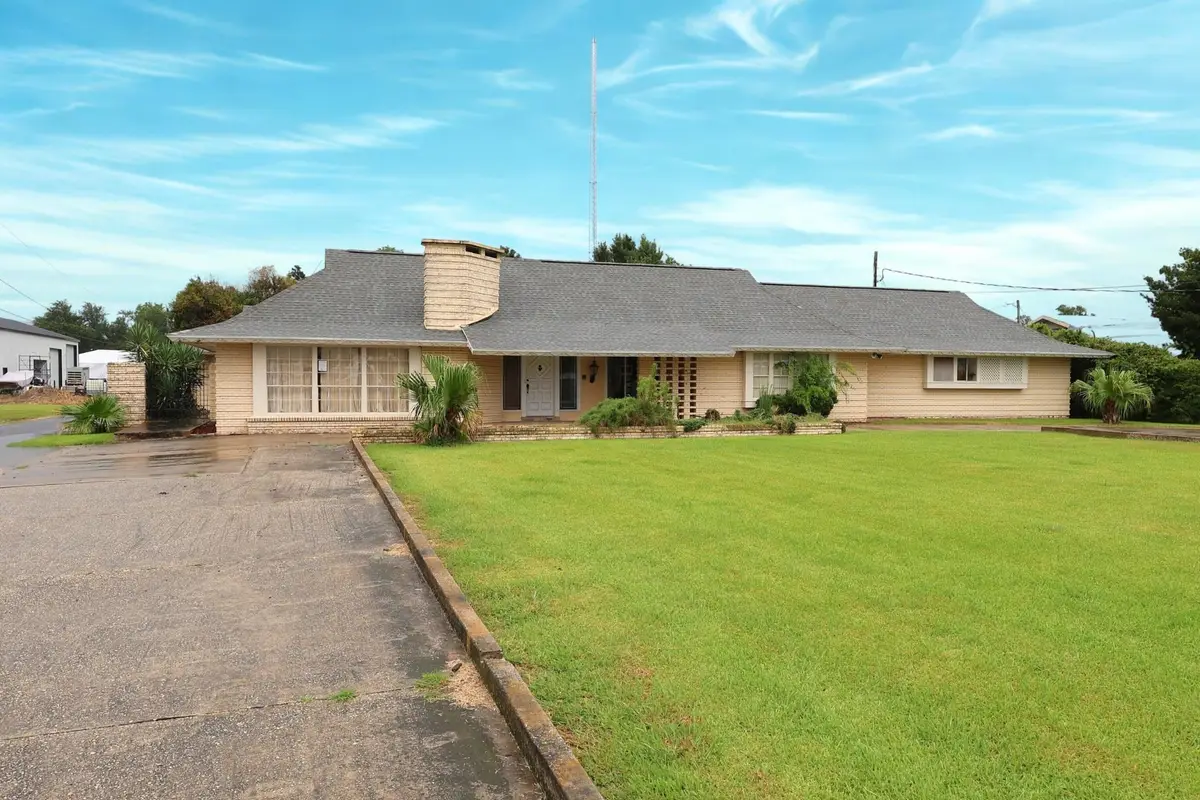 120 East 146th Street, Galliano, LA 70354 - #1