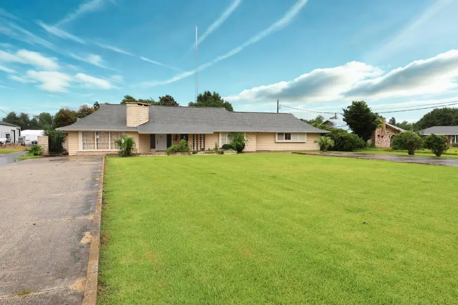 120 East 146th Street, Galliano, LA 70354 - #3