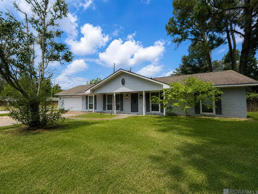 8915 Nolen Dr, Baton Rouge, LA 70810 - #2