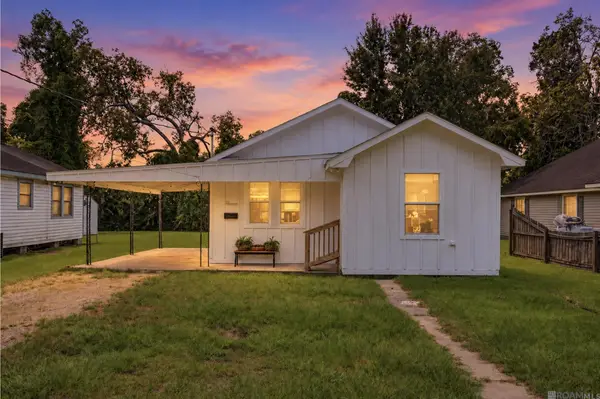 211 E Caldwell St, Gonzales, LA 70737