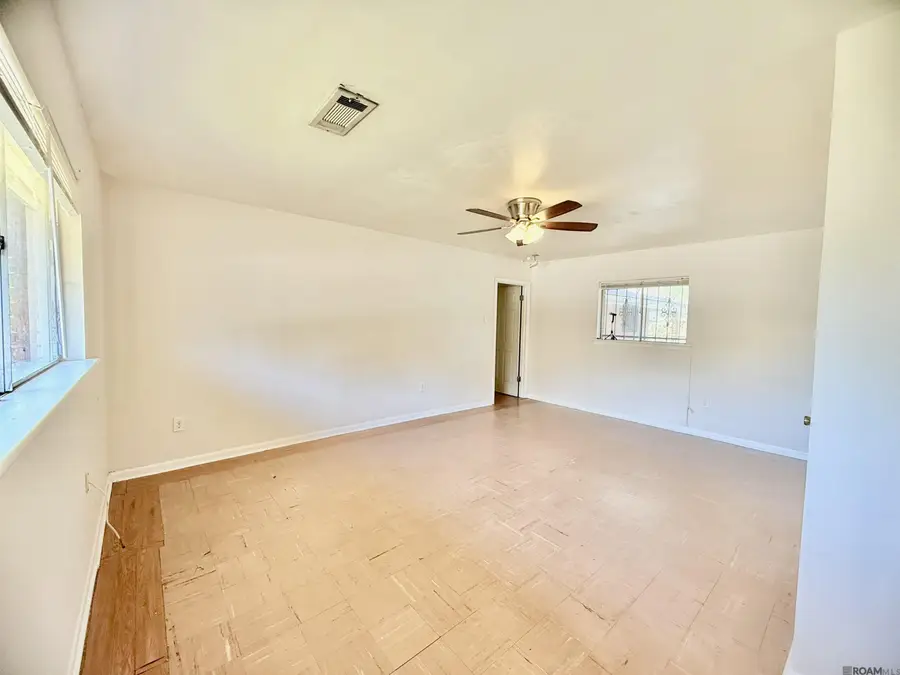 2540 Vermont St, Baton Rouge, LA 70802 - #2