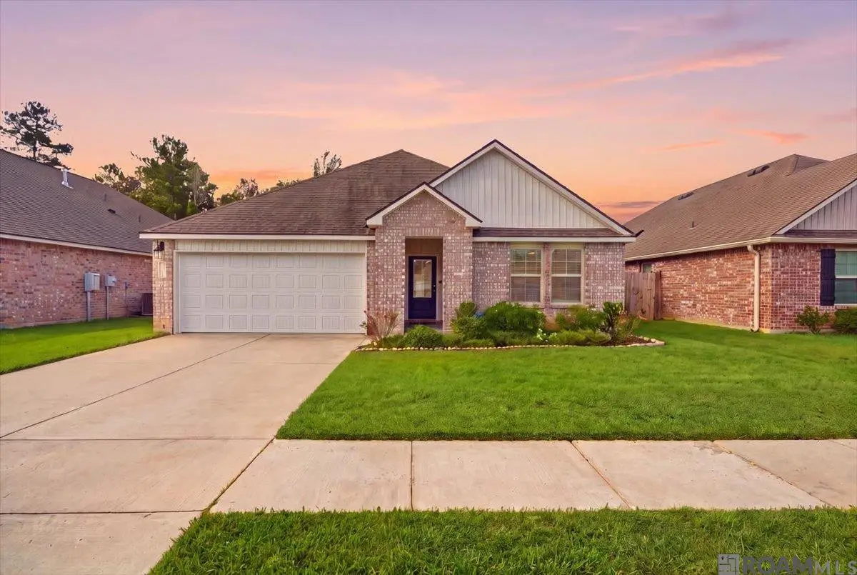 35512 Grovemont Dr, Denham Springs, LA 70706 - #1