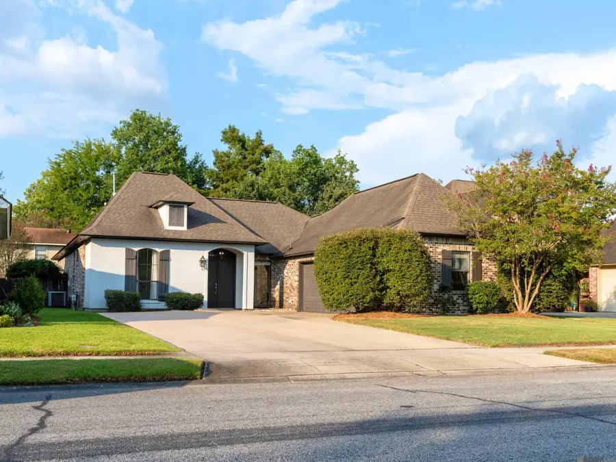 10565 Oak Bend Dr, Baton Rouge, LA 70809 - #2