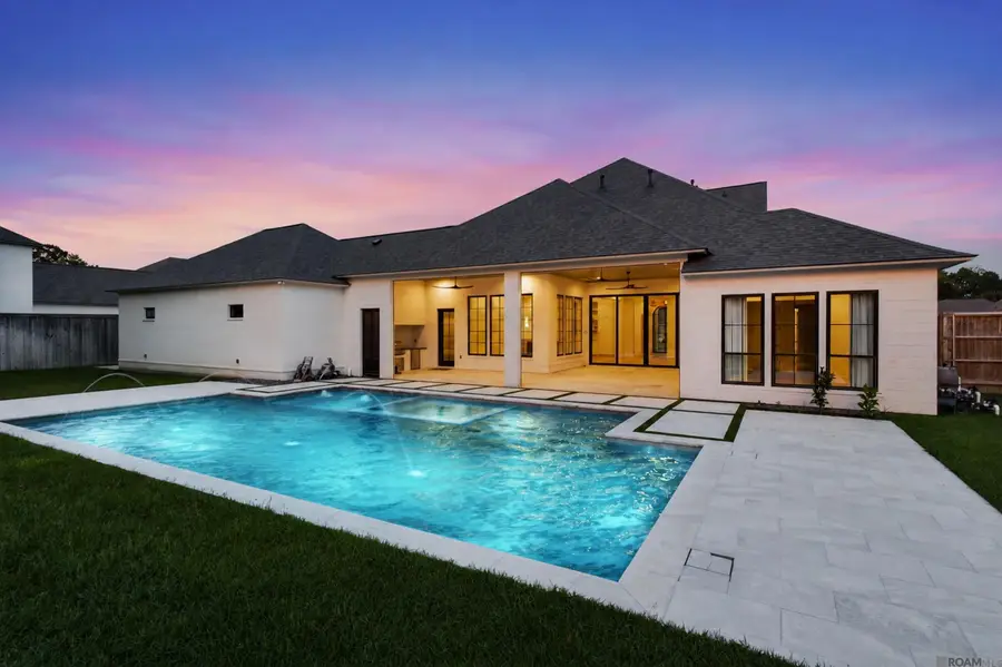 8228 Oakridge Dr, Baton Rouge, LA 70810 - #3