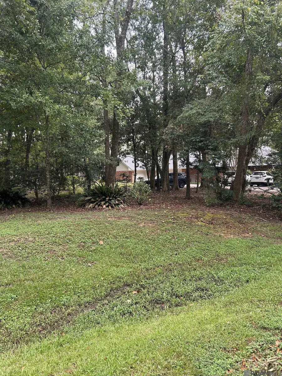 8013 Oakbrook Dr, Oak Hills Place, LA 70817 - #2