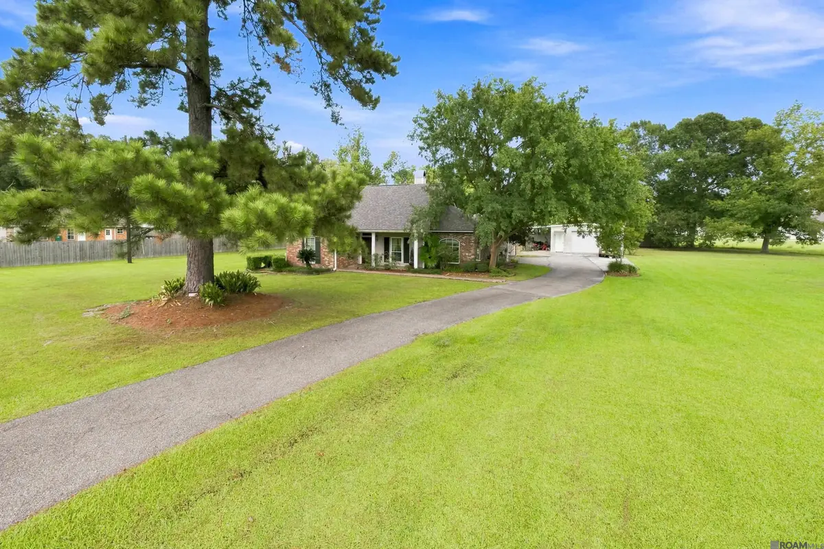 30886 Walker North Rd, Walker, LA 70785 - #1