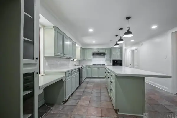 2514 Carolyn Sue Dr, Jackson, LA 70748