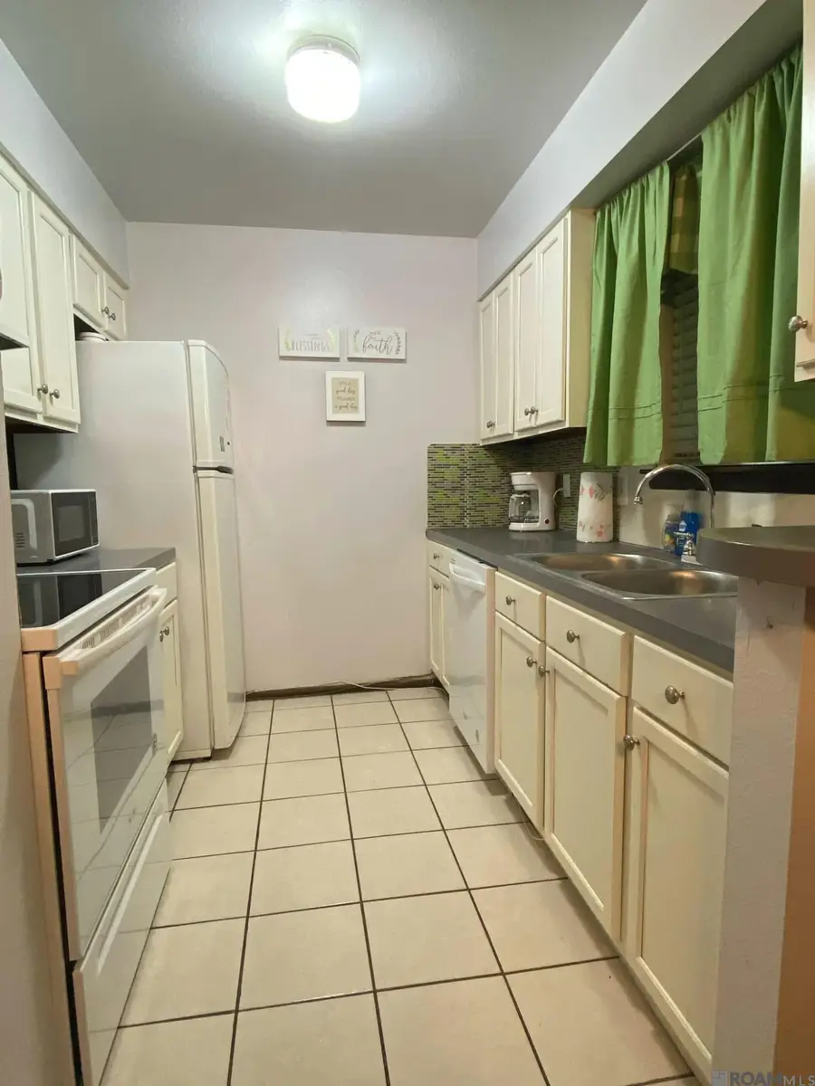 2100 College Dr, Baton Rouge, LA 70808 - #3