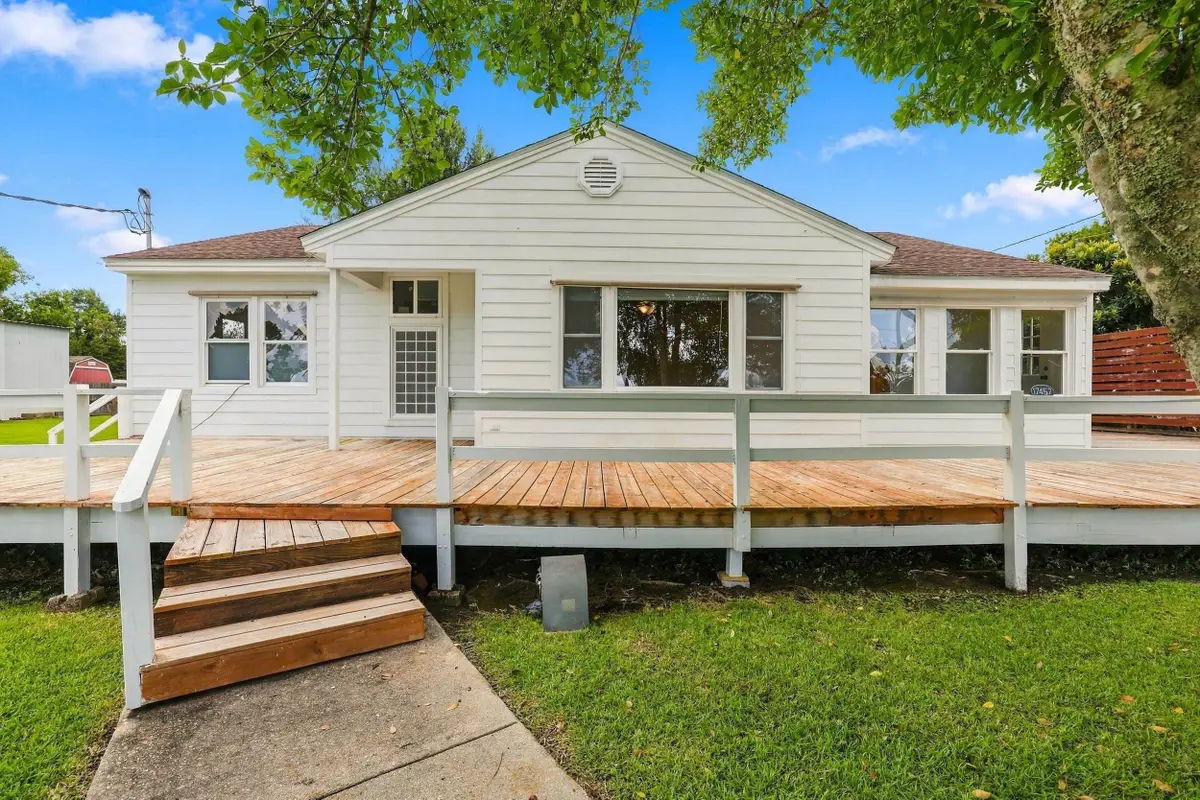 17457 East Main Street, Galliano, LA 70354 - #1