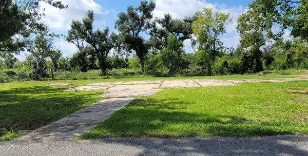 207 Jane St, Chauvin, LA 70344