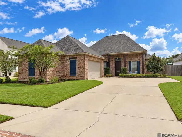 37379 Cypress Hollow Ave, Prairieville, LA 70769