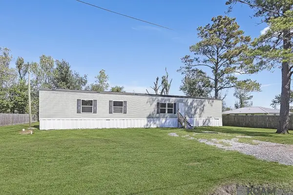 41518 Danny Rd, Prairieville, LA 70769
