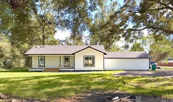 11608 Hwy 190, Walker, LA 70785