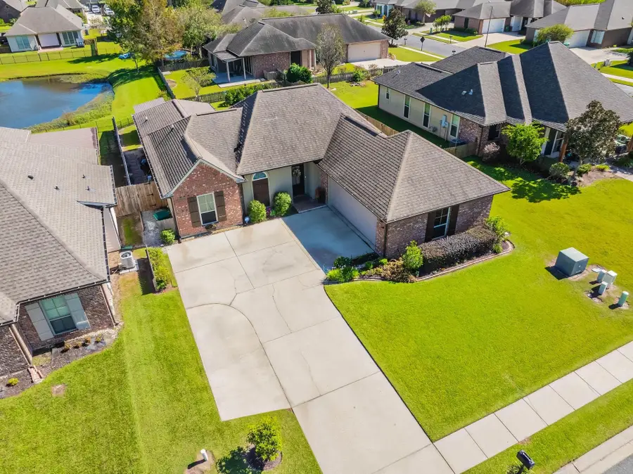 159 Lake Maclaine Avenue, Thibodaux, LA 70301 - #3
