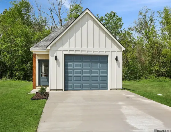 728 S Audubon Place Ave, Gonzales, LA 70737