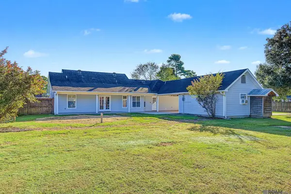 13120 Joycelynn Rd, Walker, LA 70785