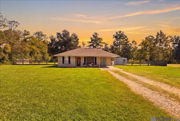 49448 Gateway Dr, Loranger, LA 70446