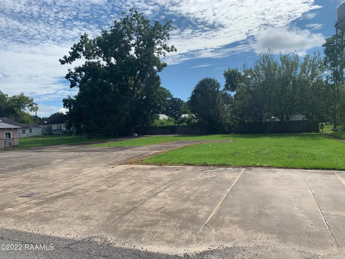 213/2 N Charles Campbell Avenue, Abbeville, LA 70510 - #1