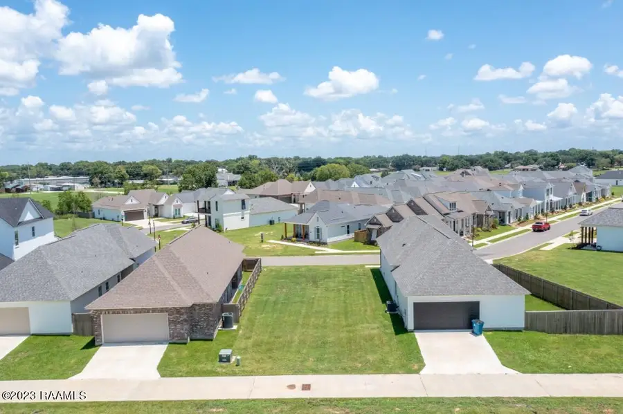 108 Oak Village Drive, Scott, LA 70583 - #2