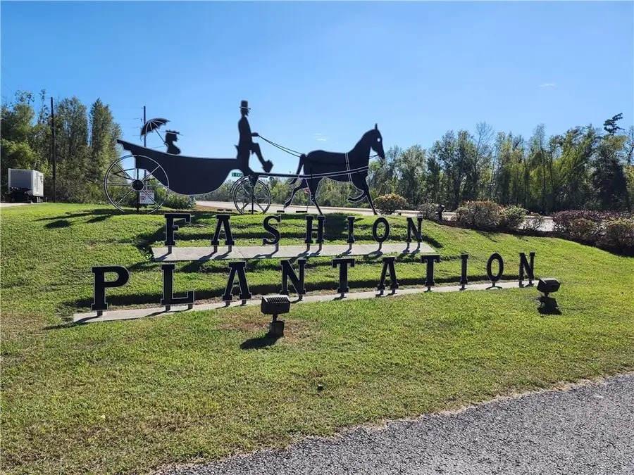 989 South Fashion Boulevard, Hahnville, LA 70057 - Image #3