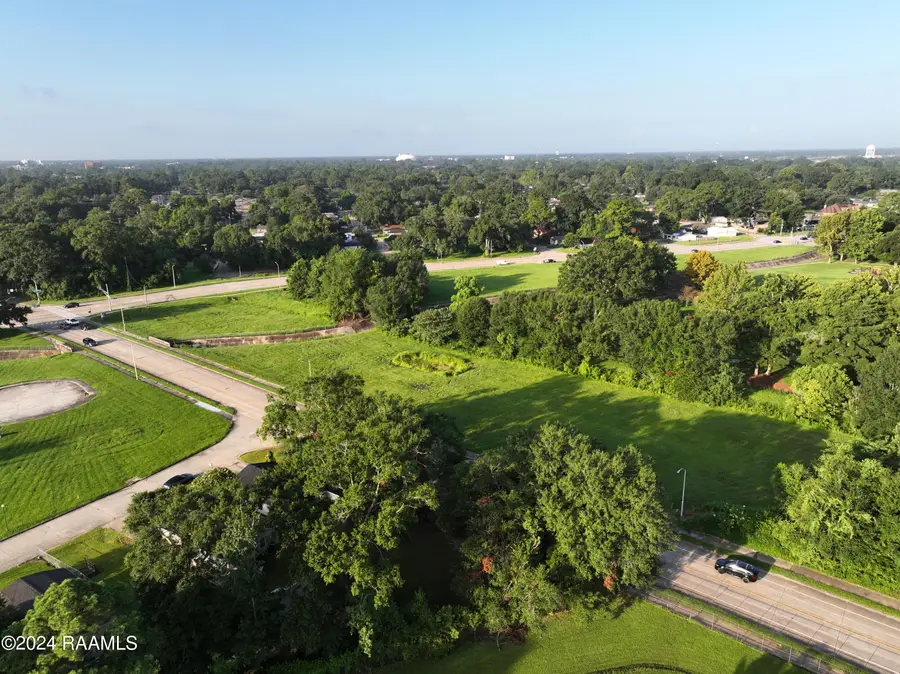 1413 N Saint Antoine Street, Lafayette, LA 70501 - #2