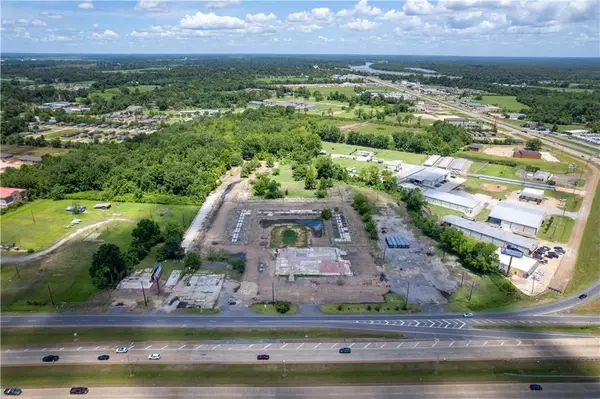 2208/2300/2310 N Macarthur Drive, Alexandria, LA 71303