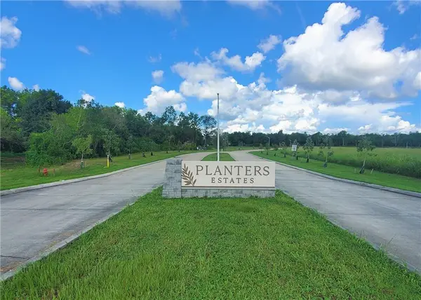 149 Chancellor Drive, Belle Chasse, LA 70037