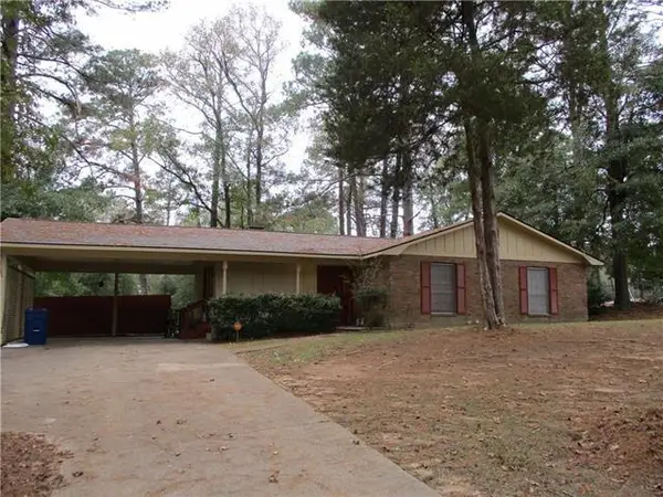 308 Holiday Circle, Pineville, LA 71360
