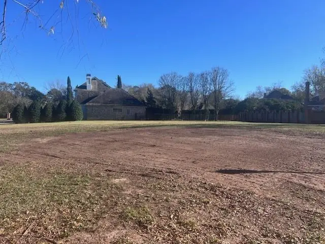 2016 Horseshoe Drive, Alexandria, LA 71301 - Image #2