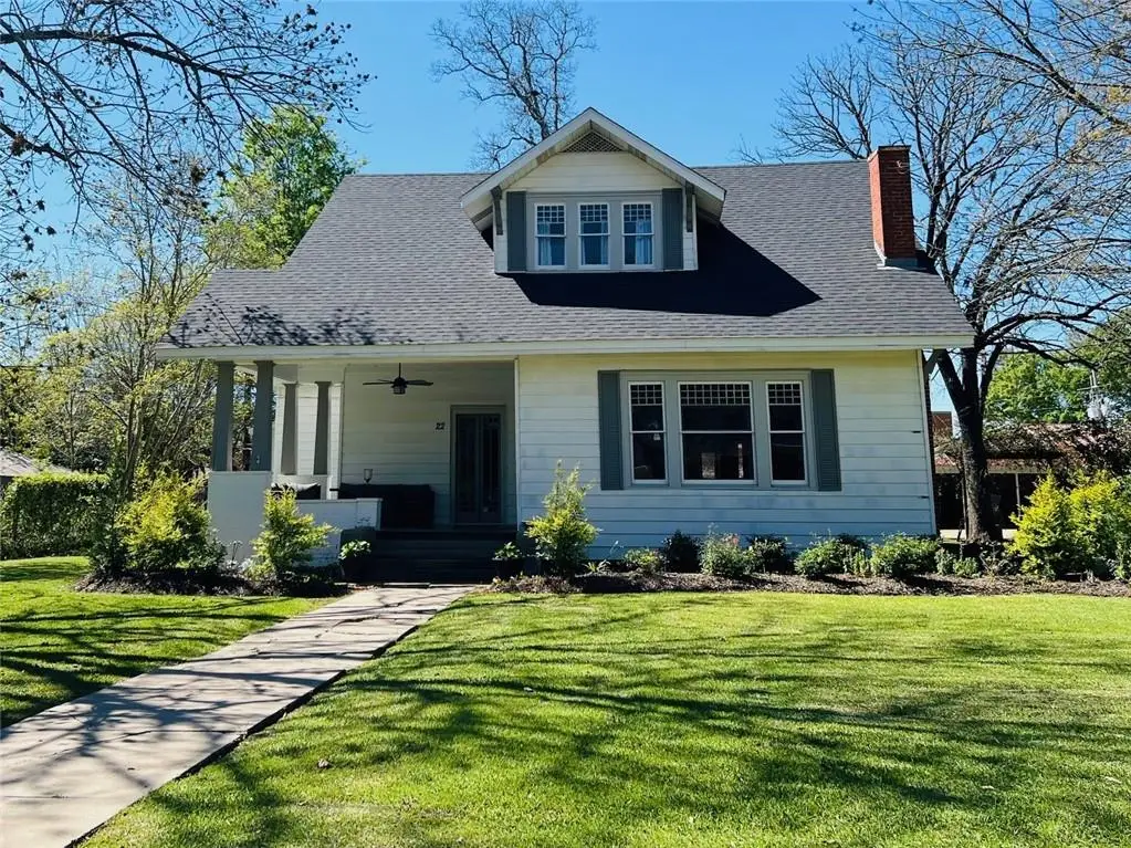 221 W Waddil Street, Marksville, LA 71351 - Image #1