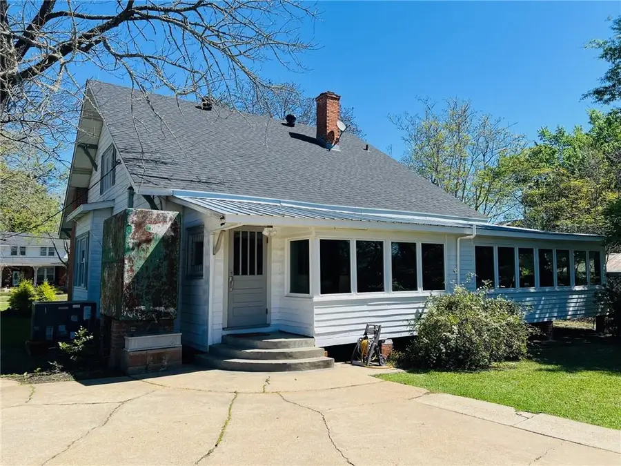 221 W Waddil Street, Marksville, LA 71351 - Image #2