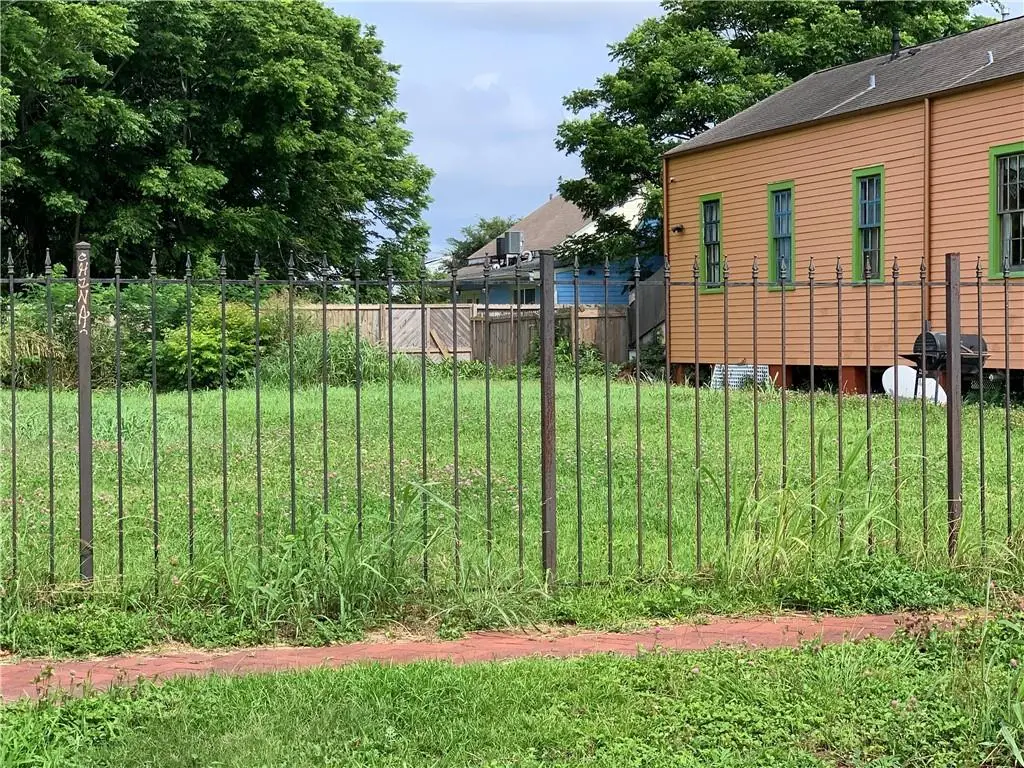 458 Flood Street, New Orleans, LA 70117 - Image #1