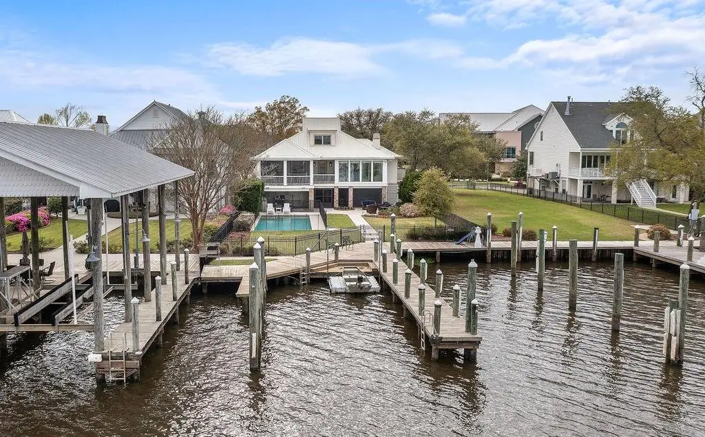 125 Mabel Drive, Madisonville, LA 70447 - Image #1