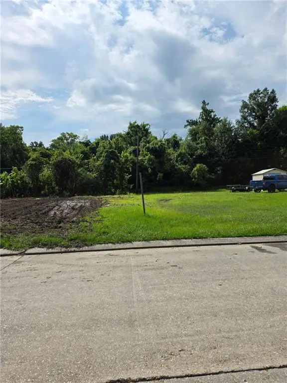 176 Boutte Estates Drive, Boutte, LA 70039