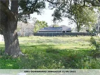 6901 Downman Road, New Orleans, LA 70126