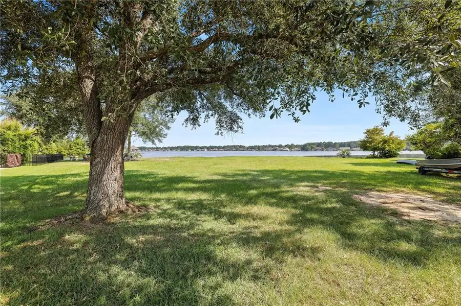 Shoreline Court, Covington, LA 70435 - Image #2