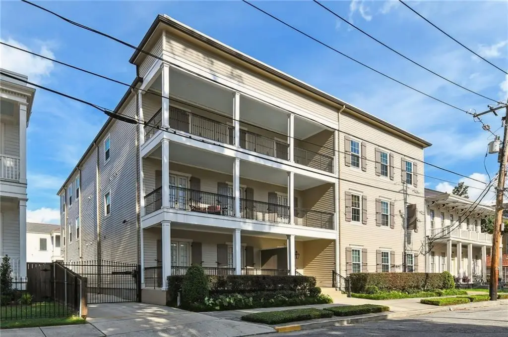 1633 First Street #201, New Orleans, LA 70130 - Image #1