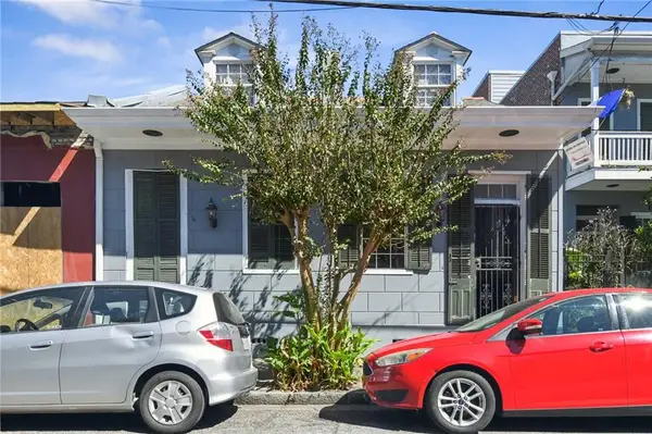 1135 Ursulines Avenue, New Orleans, LA 70116