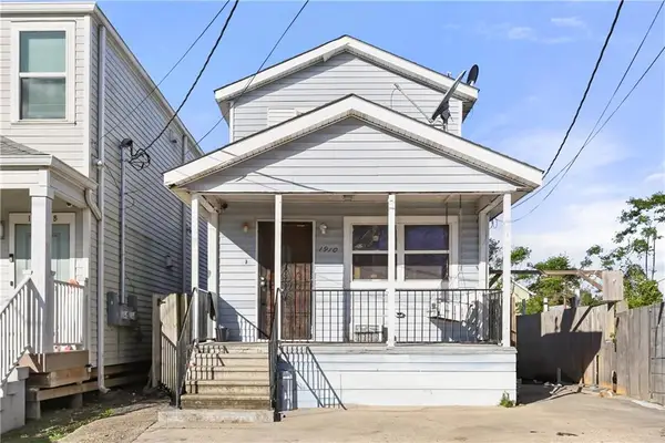 1910 B Charbonnet Street, New Orleans, LA 70117