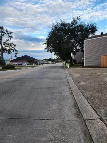 125 Lakewood Drive, Luling, LA 70070 - Image #3