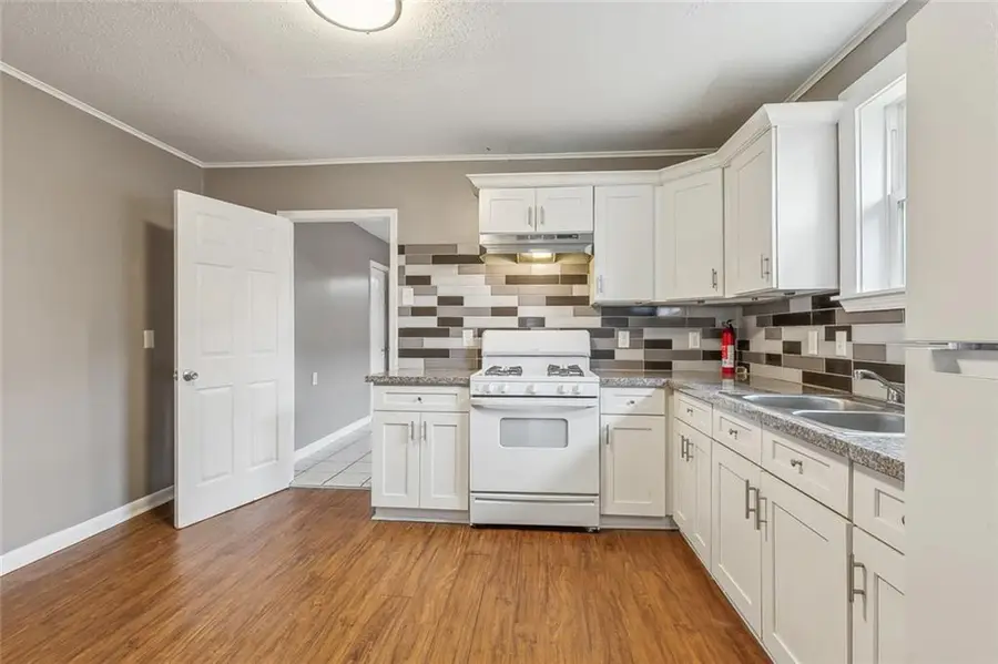 2330 32 N Claiborne Avenue, New Orleans, LA 70117 - Image #3