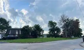 513 W Genie Street, Chalmette, LA 70043