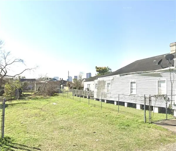 1726 N Villere Street, New Orleans, LA 70116