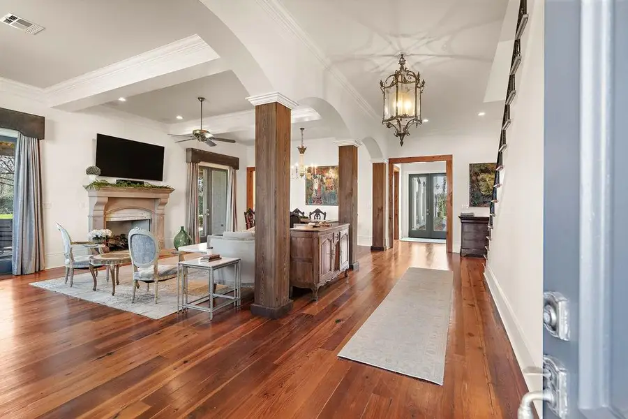 601 Lake Circle, Madisonville, LA 70447 - Image #2