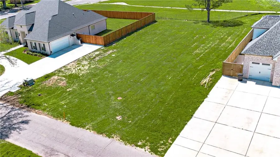 98 Colonial Club Drive, Harahan, LA 70123 - Image #2