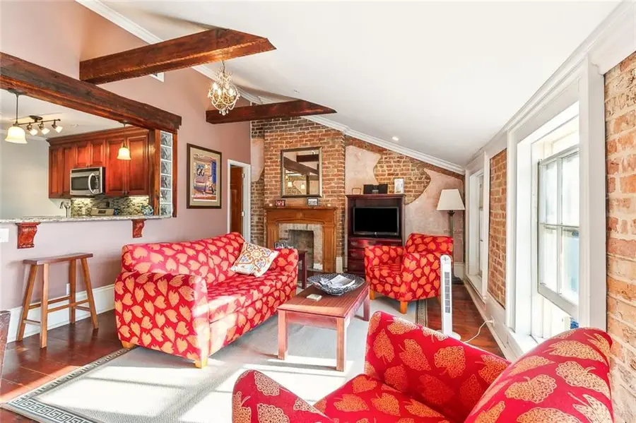 837 Burgundy Street #E, New Orleans, LA 70116 - Image #2