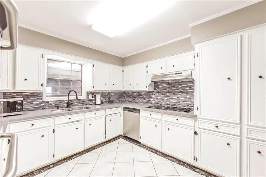 208 Chantilly Drive Drive, Houma, LA 70360 - Image #3