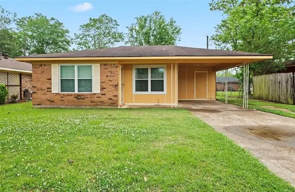 805 Rampart Street, Alexandria, LA 71302