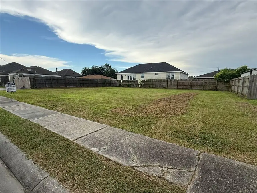 3505 Gallo Drive, Chalmette, LA 70043 - Image #2