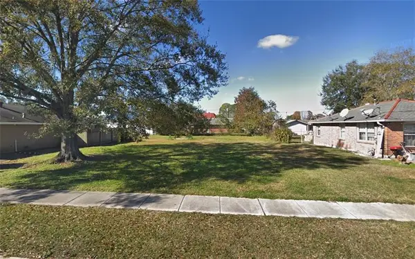 2608 Lyndell Drive, Chalmette, LA 70043
